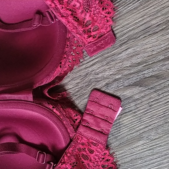 La Senza Burgundy Lace Bra - Picture 6 of 7